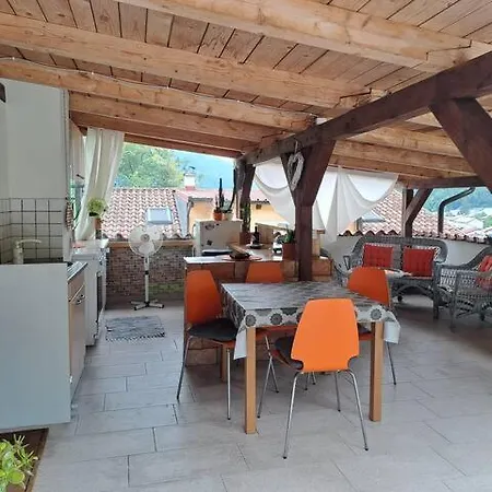 Hisa Gadica Apartamento