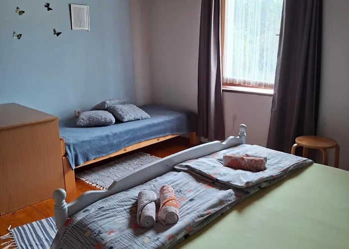 Hisa Gadica شقة *