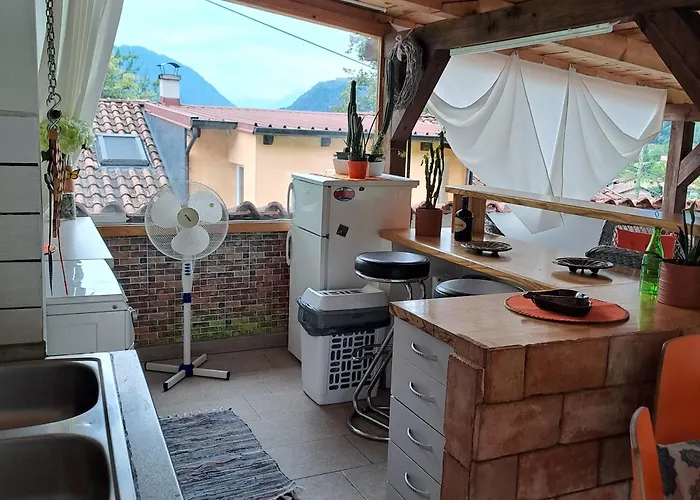 公寓 Hisa Gadica 托尔明